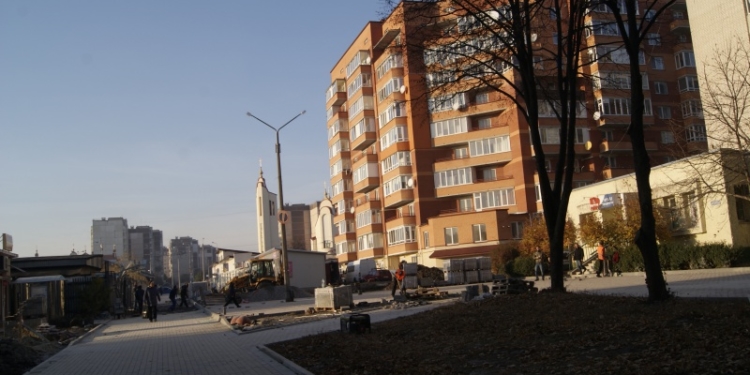 За сприятливих погодних умов бульвар Куліша остаточно відремонтують ще цього року