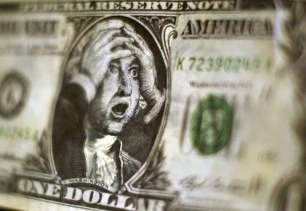 Долар зросте на дві гривні