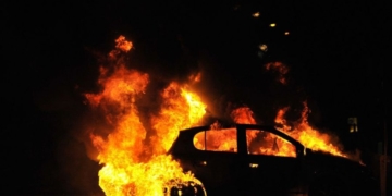 У Бережанах спалили автівку заступника голови райради