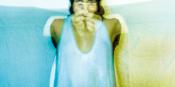 Колишня тернополянка покаже «Самообійми»