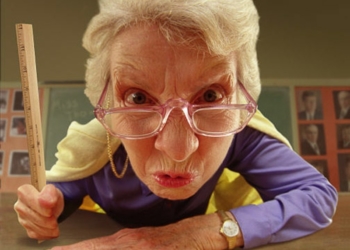 Вчителька з Чорткова заявила про махінації з оцінками