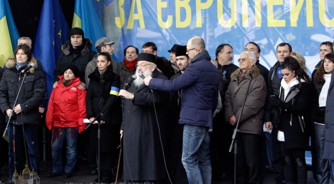 Блаженніший Любомир: «Чому люди розчаровані? Бо думали, що на вербах виростуть груші»