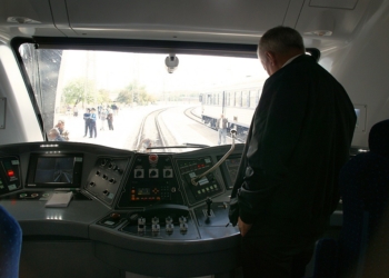 А машиністами ставали одиниці…