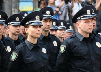 Через теракти в Парижі тернопільська поліція посилила режим роботи