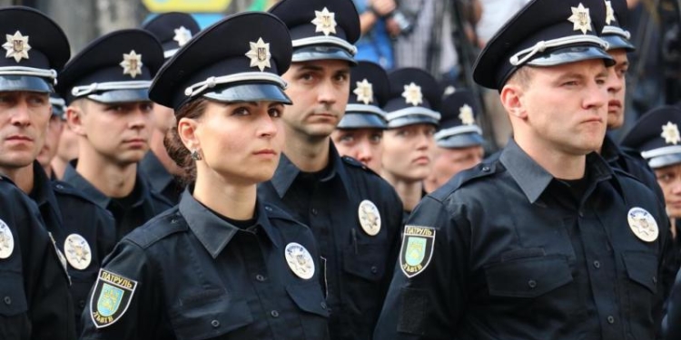 Через теракти в Парижі тернопільська поліція посилила режим роботи