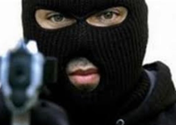 Розбійний напад у Тернополі: у чоловіка викрали 12 тис. доларів і 30 тис. грн.