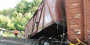На вихідних збили двох пішоходів