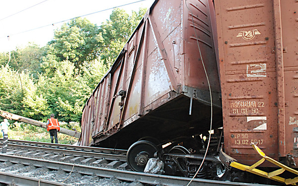 На вихідних збили двох пішоходів