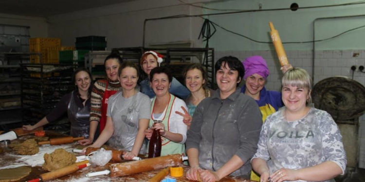 Хочеш допомогти для фронту? Купи пряник!