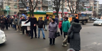 У Тернополі страйкарі перекрили одну з головних доріг міста (фото, відео)