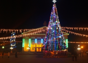 На Миколая центр Тернополя «засіяє»