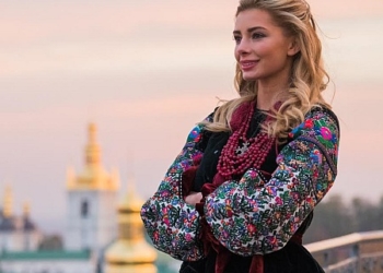Українка вразить світ національним костюмом на конкурсі краси