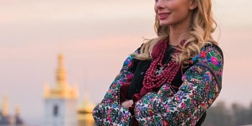 Українка вразить світ національним костюмом на конкурсі краси