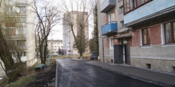 Ремонтні роботи у ще 2-х дворах Тернополя добігають до завершення