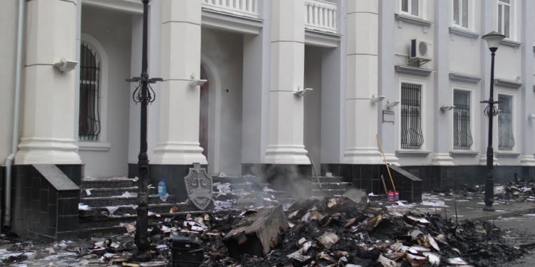 Нова прокуратура – зі «старими» обличчями