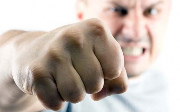 В одному з тернопільських барів побили поліцейського