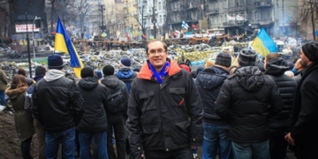 Юрій Бутусов: “Ми думали, що Порошенко стайєр, а він – акробат, котрий іде по канату над прірвою”