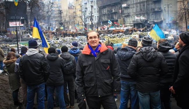 Юрій Бутусов: “Ми думали, що Порошенко стайєр, а він – акробат, котрий іде по канату над прірвою”