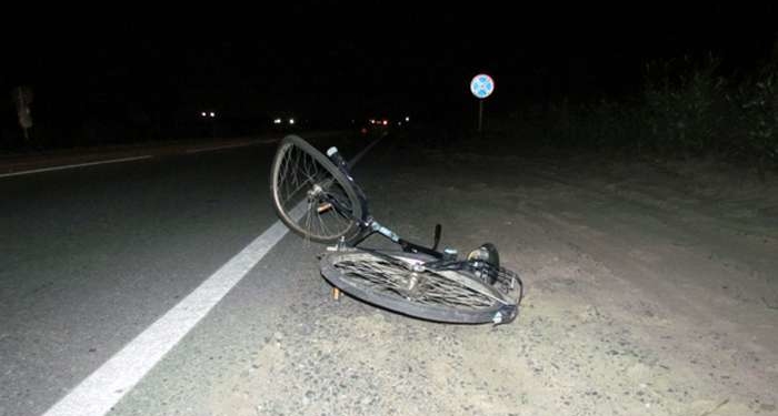 На Лановеччині під колесами мікроавтобуса загинув велосипедист