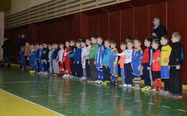 “Чемпіони” День Святого Миколая провели на футбольному майданчику! (ФОТО, ВІДЕО)