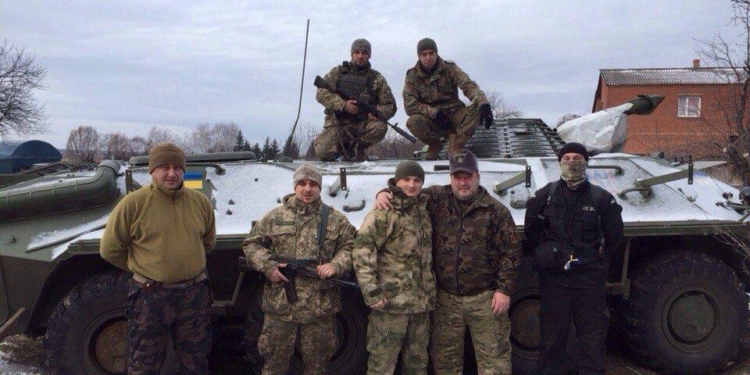 Що розповіли бійці з передової Михайлу Головку?