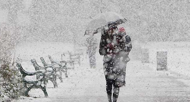 Комунальники Тернополя очікують в четвер на сильні снігопади