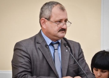 Хто і чому хоче звільнити Василя Бесагу