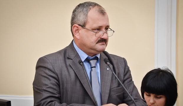 Хто і чому хоче звільнити Василя Бесагу