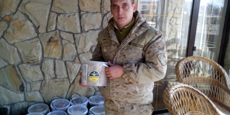 Кутя в передодні Святвечора на фронт від групи «Схід та Захід єдині»