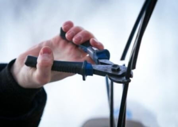 Майже триста метрів телефонних кабелів обрізали злодії