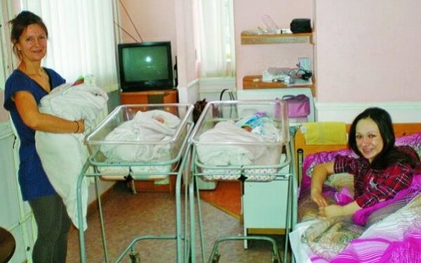 Жінка з Тернопільщини народила трійню