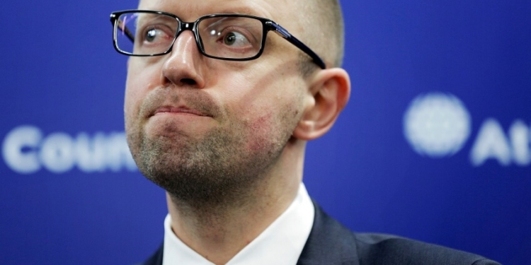 Нардеп Найєм: “НФ” може підтримати відставку Яценюка