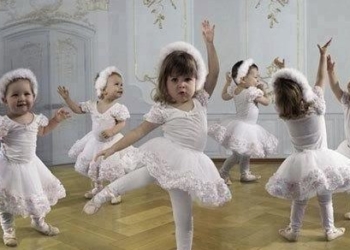 Маленькі балерини запрошують тернополян відвідати казкову феєрію
