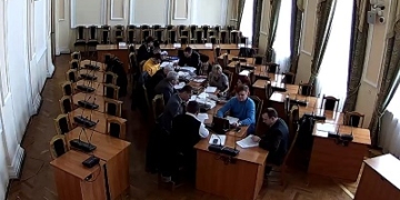 Тепер можна цілодобово спостерігати за сесійною залою тернопільської міської ради