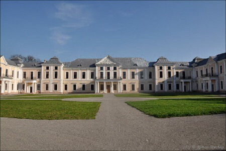 Один із найкрасивіших замків Тернопільщини відремонтують