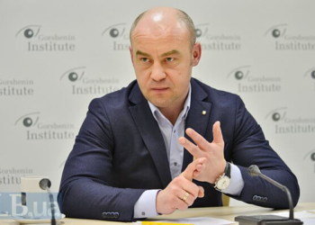 Сергій Надал: «В цьому уряді, як і за Азарова, якщо виникають фінансові проблеми, їх скидають на місцеве самоврядування»