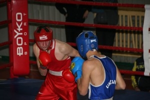 Тернопільський боксер вперше виступив і здобув медаль