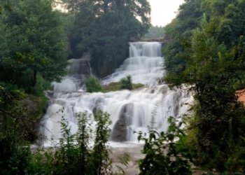 Джуринський водоспад – найвищий рівнинний водоспад в Україні