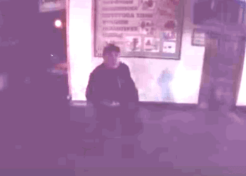 Матом і пістолетом виховував чоловік підлітків у Кременці (Відео)