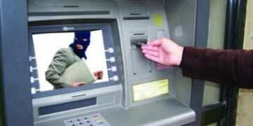 Топ-6 шахрайств із платіжними картками і системами: як не стати жертвою