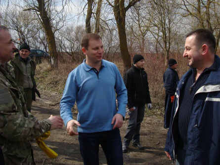 Степан Барна взявся за… сміття