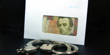 У Тернополі водій намагався за сотню відкупитися від патрульних