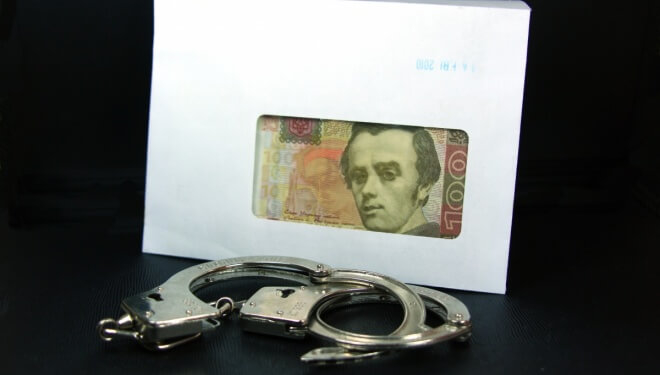 У Тернополі водій намагався за сотню відкупитися від патрульних