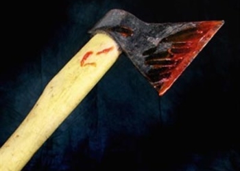 На Тернопільщині в квартирі знайшли пенсіонера… з відрубаною головою