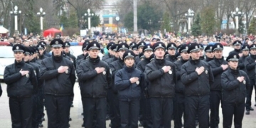 Тернопільського патрульного відсторонено за наркотики