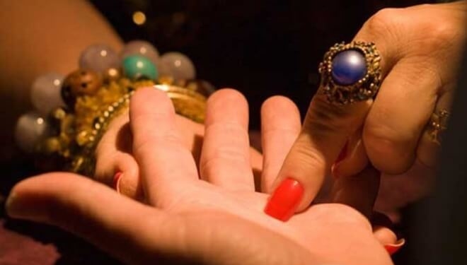 На Тернопільщині промишляють дві аферистки