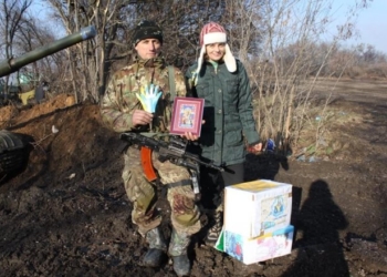“Хочу взяти до рук зброю”, – сповідь волонтерки з Тернополя