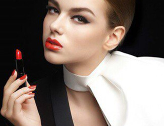 15-річна Яна Бик з Тернопільщини cтaлa обличчям нoвoгo кocмeтичнoгo бpeндy в Азiї