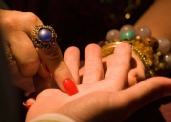 Дві жінки обкрадають тернополян за допомогою гіпнозу