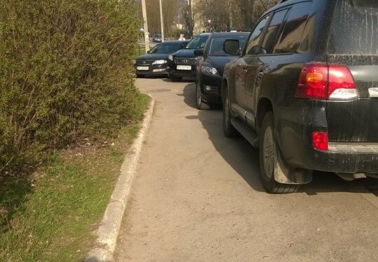 Тернопільські рагулі скучають за старими ДАІшниками